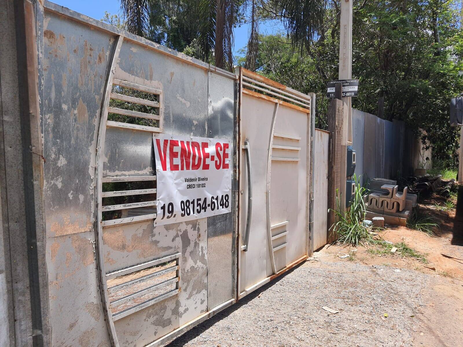 Fazenda à venda com 1 quarto, 200m² - Foto 2