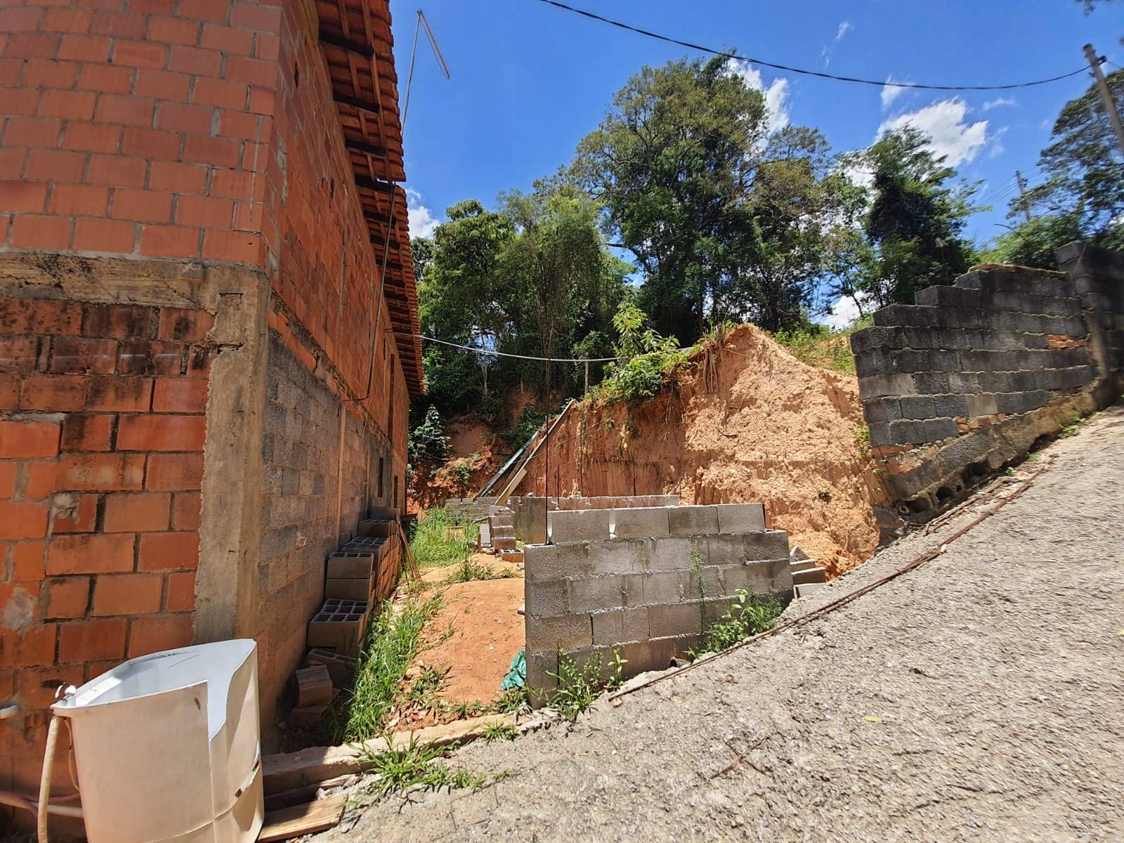 Fazenda à venda com 1 quarto, 200m² - Foto 13