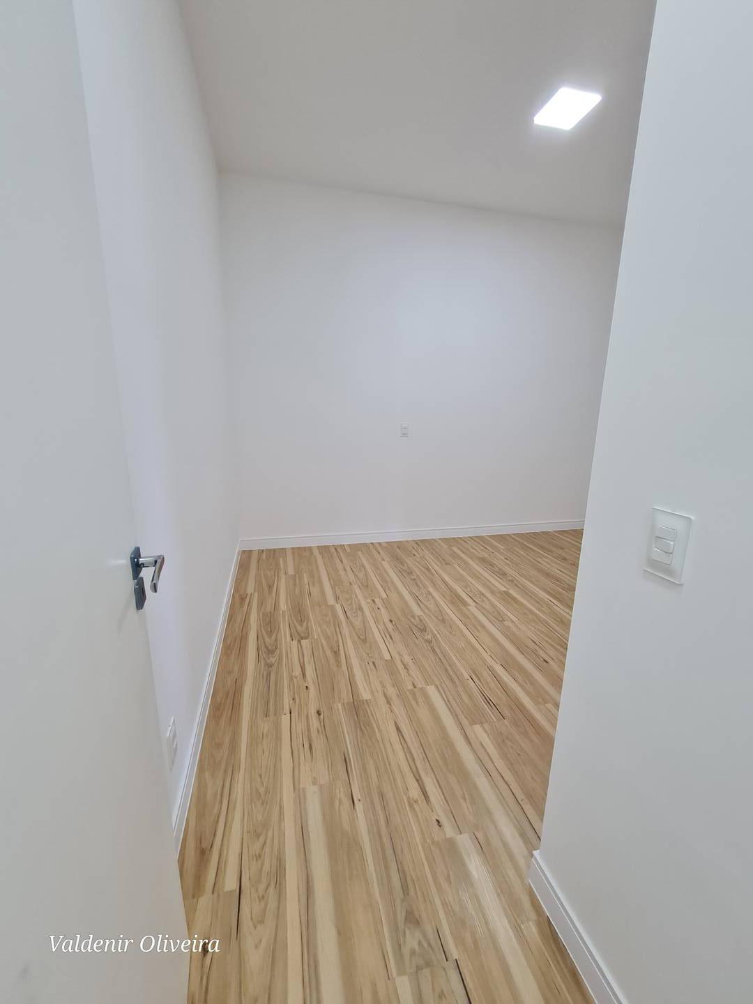 Casa de Condomínio à venda, 230m² - Foto 28