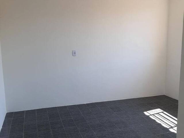 #124 - Apartamento para Locação em Louveira - SP